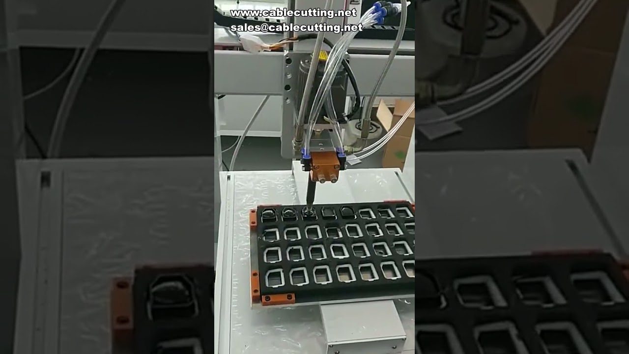 Large floor type gantry type automatic dispenser automatic glue filling machine Stroke optional